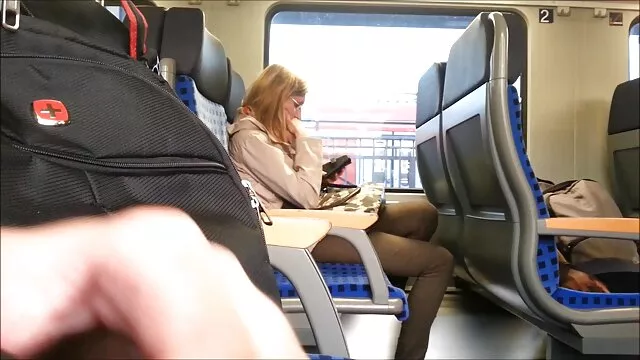 Wypuść tygrysa z klatki, a następnie zjedz nasienie po zabiegu Na darmowe sex filmy ostre twarz