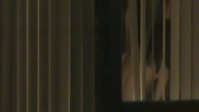 Piękne kobiety, darmowe filmy porno z kobietami w ciazy buty na stole