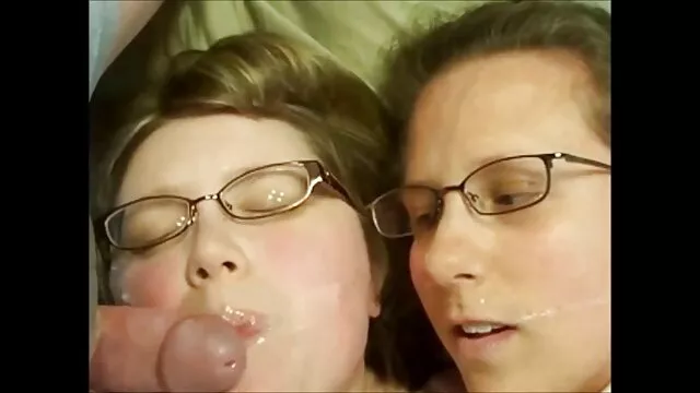 Mama ostre filmiki porno darmowe widzi młodego lekarza