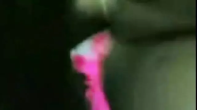 Polskie darmowe filmy ostry sex dziewczyny ślinią się w kuchni a potem palcami