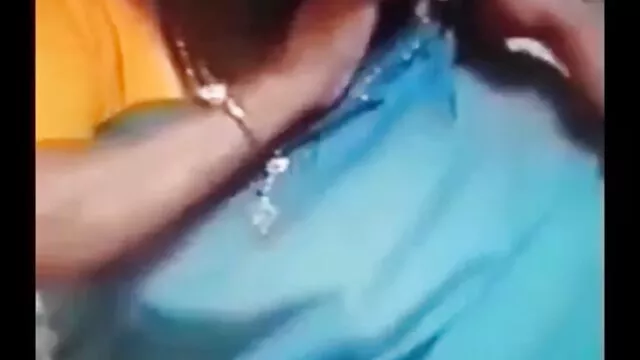 Kobieta-punkt dla porno film za darmo obu mężczyzn